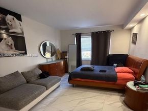 401 Golden Isles Dr 415, Hallandale Beach FL 33009