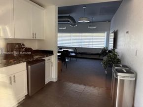 401 Golden Isles Dr 415, Hallandale Beach FL 33009