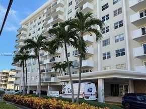 401 Golden Isles Dr 415, Hallandale Beach FL 33009