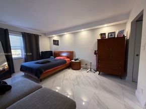 401 Golden Isles Dr 415, Hallandale Beach FL 33009