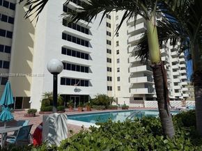 401 Golden Isles Dr 415, Hallandale Beach FL 33009