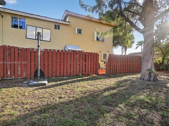 7245 NW 173rd Dr 2501, Hialeah FL 33015