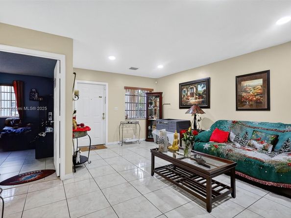 7245 NW 173rd Dr 2501, Hialeah FL 33015