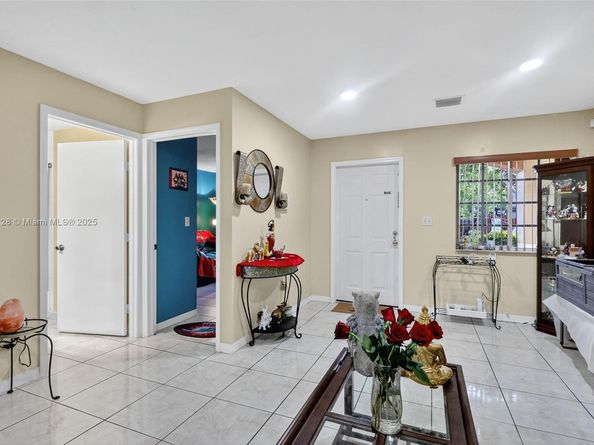7245 NW 173rd Dr 2501, Hialeah FL 33015