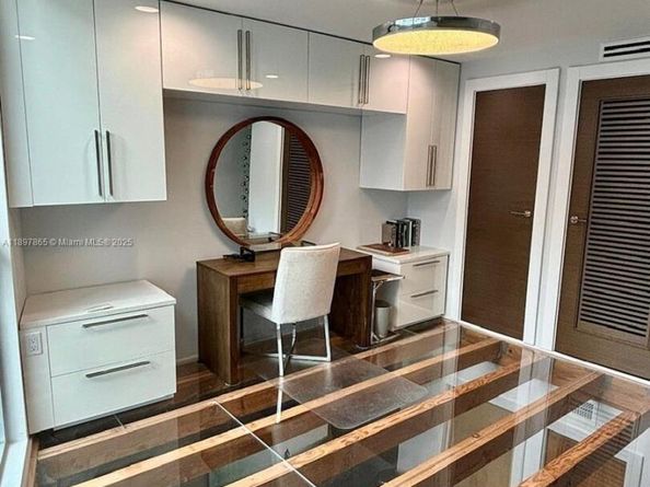 221 Jefferson Ave 4, Miami Beach FL 33139