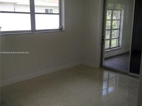 2840 SW 8th St, Fort Lauderdale FL 33312