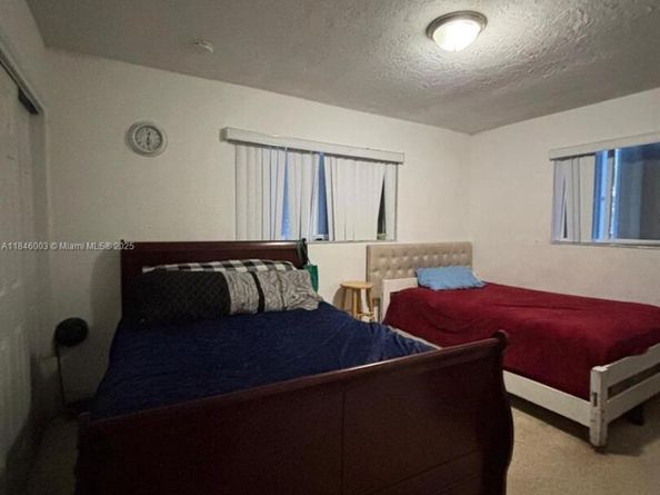 2840 SW 8th St, Fort Lauderdale FL 33312
