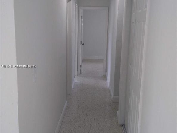 2840 SW 8th St, Fort Lauderdale FL 33312