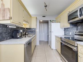 4330 Hillcrest Dr 519, Hollywood FL 33021