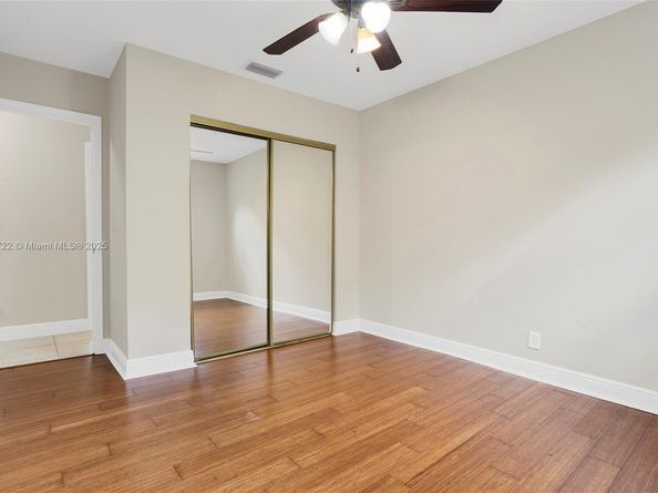 5031 SW 87th Ave, Cooper City FL 33328