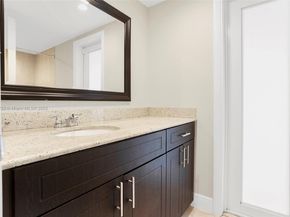 5031 SW 87th Ave, Cooper City FL 33328
