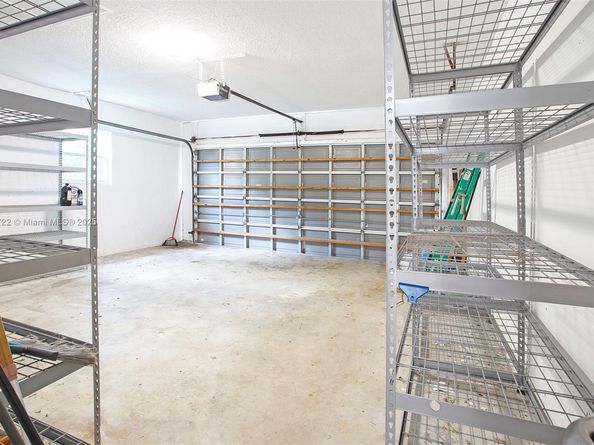 5031 SW 87th Ave, Cooper City FL 33328