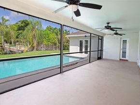 5031 SW 87th Ave, Cooper City FL 33328