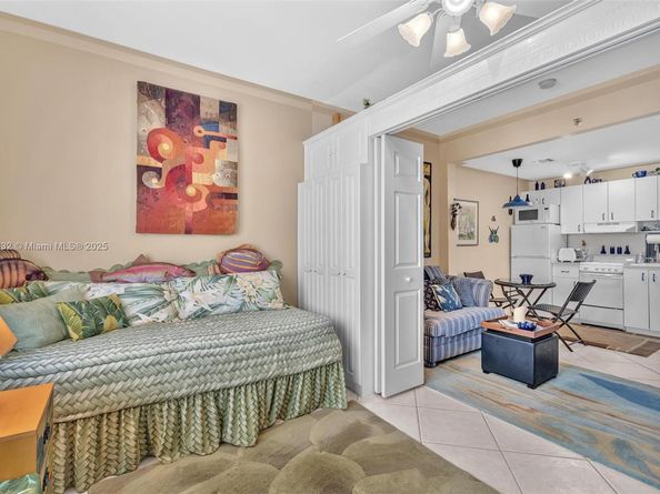530 Ocean Dr 307, Miami Beach FL 33139