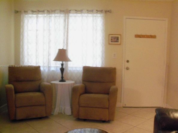165 NE 203rd Ter 31, Miami Gardens FL 33179