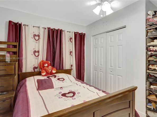 15803 NW 47th Ave, Miami Gardens FL 33054