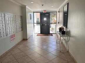 17560 Atlantic Blvd 109, Sunny Isles Beach FL 33160