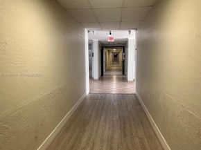 17560 Atlantic Blvd 109, Sunny Isles Beach FL 33160