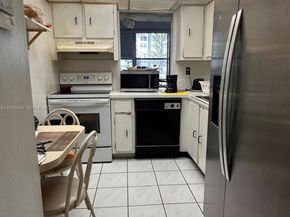 17560 Atlantic Blvd 109, Sunny Isles Beach FL 33160