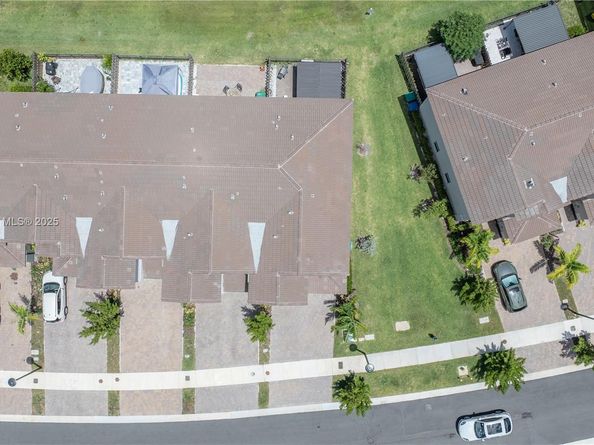 12561 NW 23rd Pl, Miami FL 33167