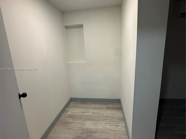 6335 Wiley St, Hollywood FL 33023