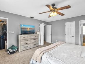 821 Somerset Ave, Davie FL 33325