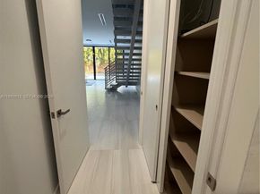 1533 SW 22 terrace, Miami FL 33145