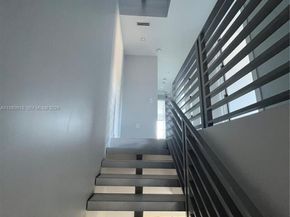 1533 SW 22 terrace, Miami FL 33145