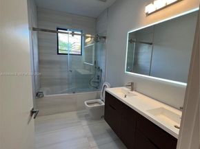 1533 SW 22 terrace, Miami FL 33145