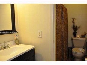 13101 Memorial Hwy 219 Hwy 219, North Miami FL 33161