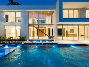 6720 SW 98th St, Pinecrest FL 33156