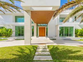 6720 SW 98th St, Pinecrest FL 33156