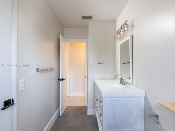 4430 NE 28th Ter, Lighthouse Point FL 33064