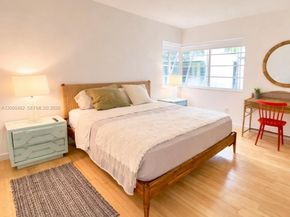 3915 N Meridian Ave 206, Miami Beach FL 33140