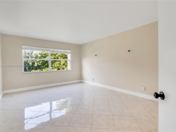 900 SW 125th Way 304R, Pembroke Pines FL 33027