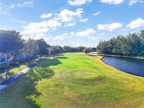 900 SW 125th Way 304R, Pembroke Pines FL 33027