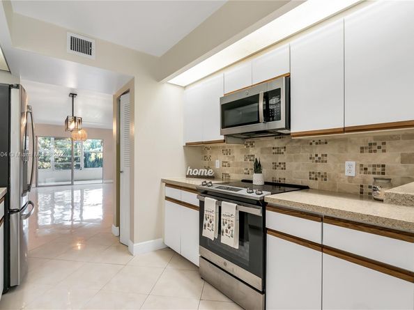 900 SW 125th Way 304R, Pembroke Pines FL 33027