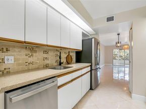 900 SW 125th Way 304R, Pembroke Pines FL 33027