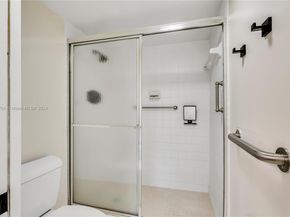 900 SW 125th Way 304R, Pembroke Pines FL 33027