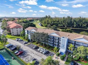 900 SW 125th Way 304R, Pembroke Pines FL 33027