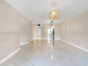 900 SW 125th Way 304R, Pembroke Pines FL 33027