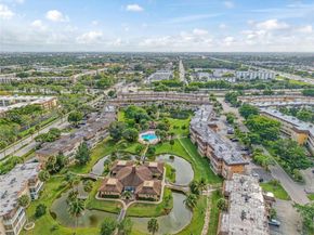 5021 W Oakland Park Blvd 312, Lauderdale Lakes FL 33313