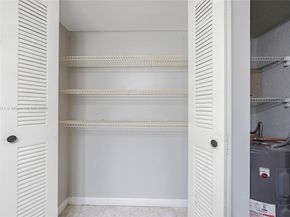 2871 N Oakland Forest Dr 210, Oakland Park FL 33309