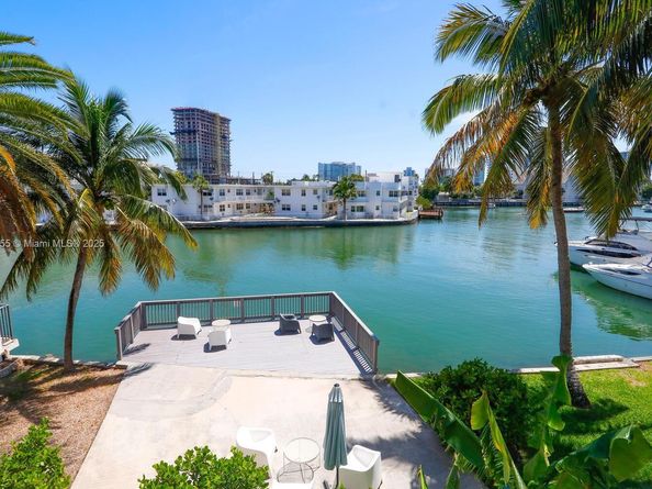 6911 Bay Dr 3, Miami Beach FL 33141