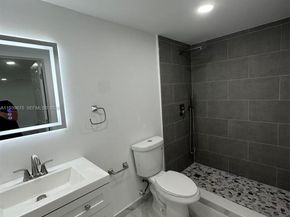 1521 NE 43rd Ct, Pompano Beach FL 33064