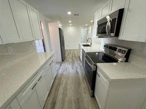 1521 NE 43rd Ct, Pompano Beach FL 33064