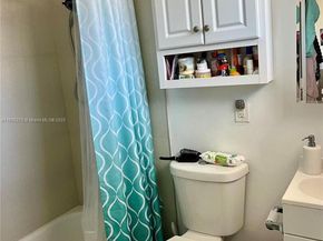 855 W 29th St 11, Hialeah FL 33012