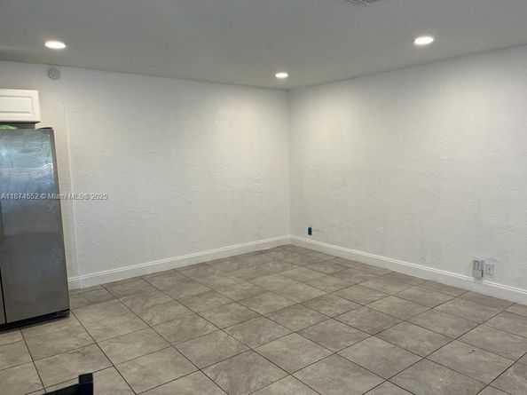 1625 NW 9th Ave, Fort Lauderdale FL 33311