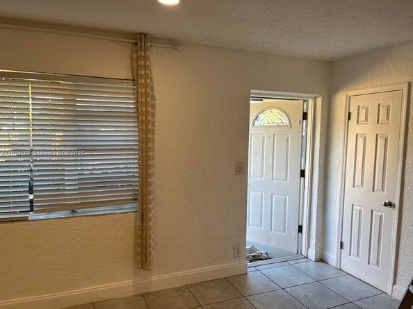 1625 NW 9th Ave, Fort Lauderdale FL 33311