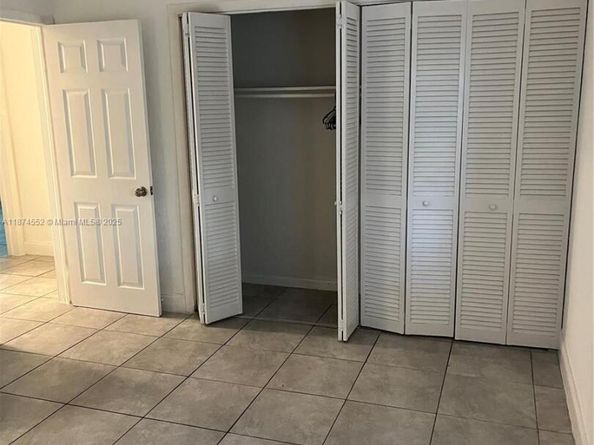 1625 NW 9th Ave, Fort Lauderdale FL 33311